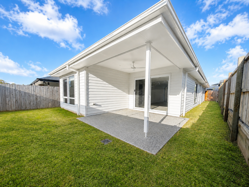 5 Clara St, South Maclean, QLD 4280