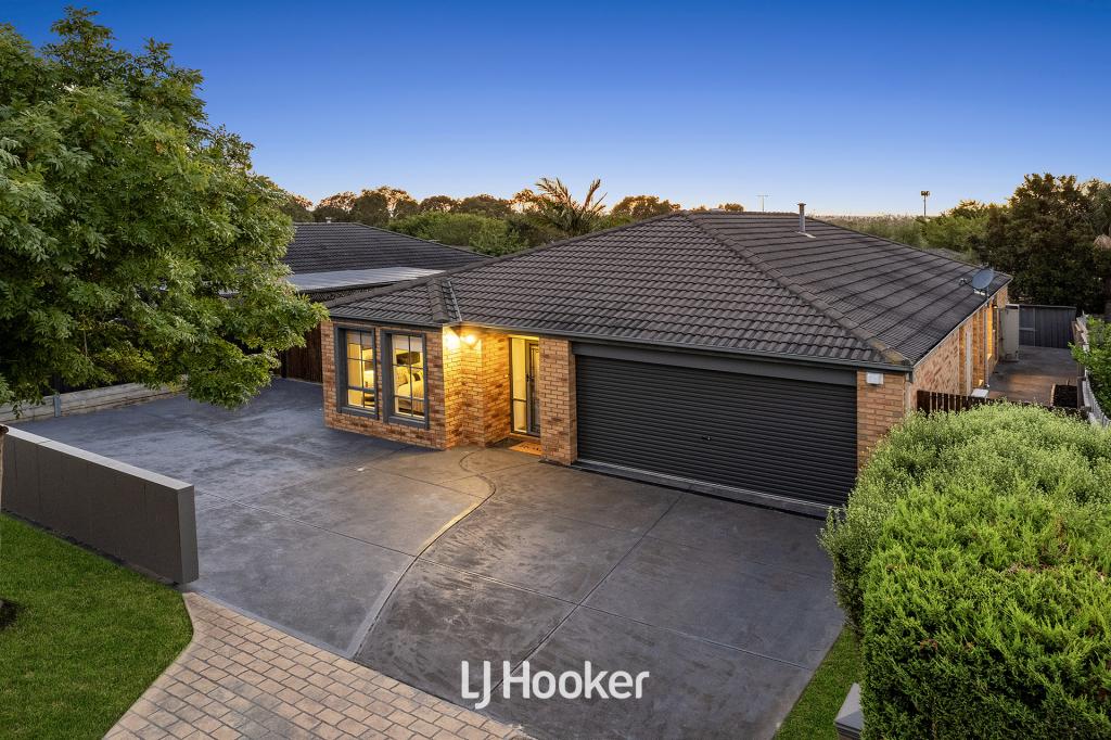 8 Chesil Ct, Narre Warren South, VIC 3805