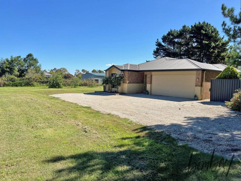 15 Stewart St, Beveridge, VIC 3753
