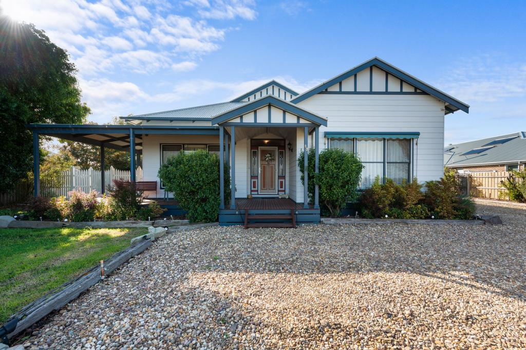 83 Cemetery Rd, Sale, VIC 3850