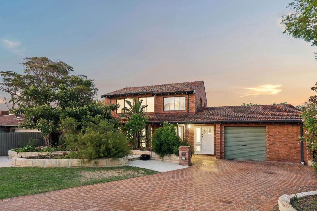 4 Lake Carine Gdns, Carine, WA 6020