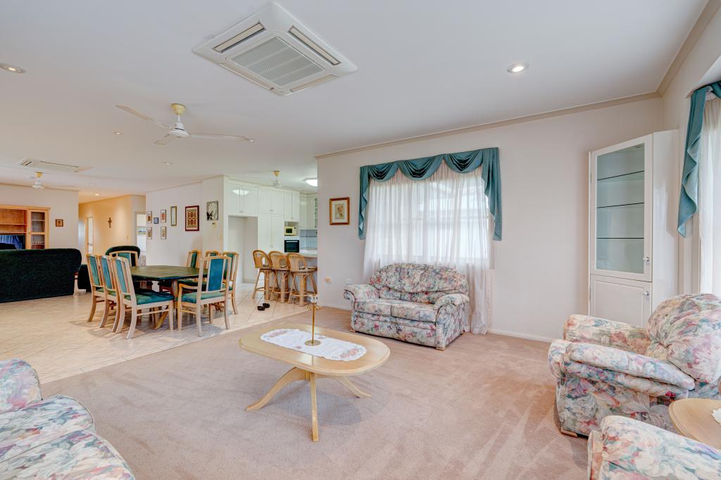 16-18 Hielscher St, Tully, QLD 4854