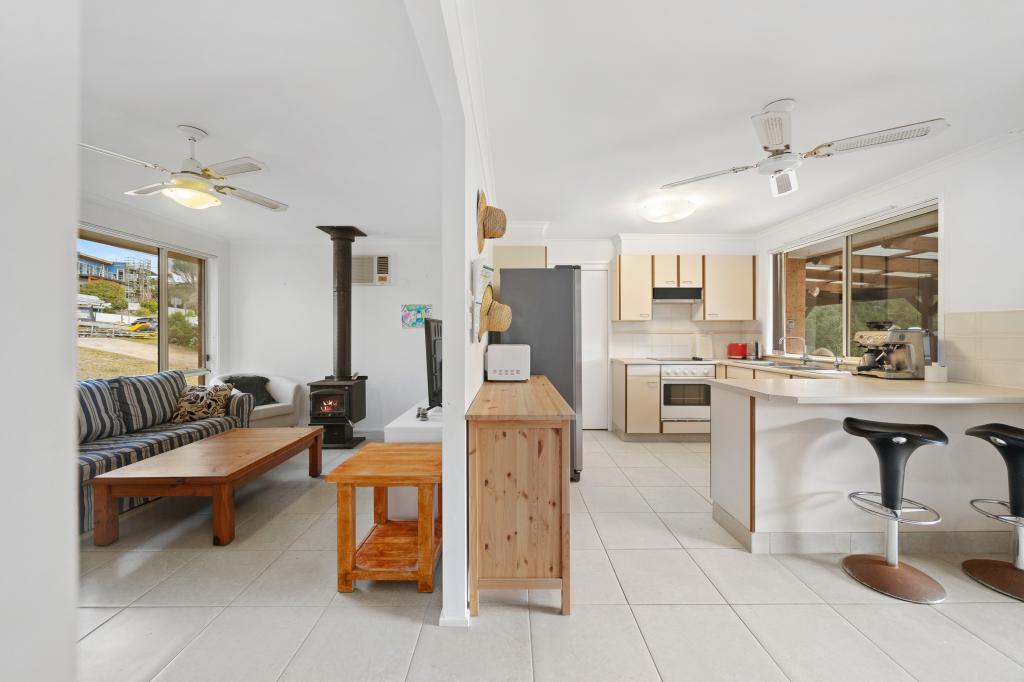 64 Kurrawa Dr, Kioloa, NSW 2539