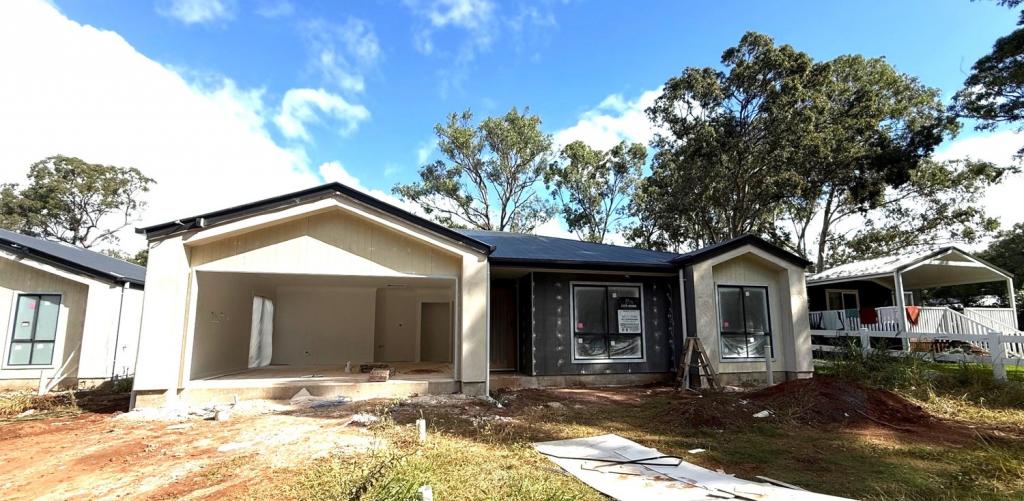 8 Yara St, Russell Island, QLD 4184