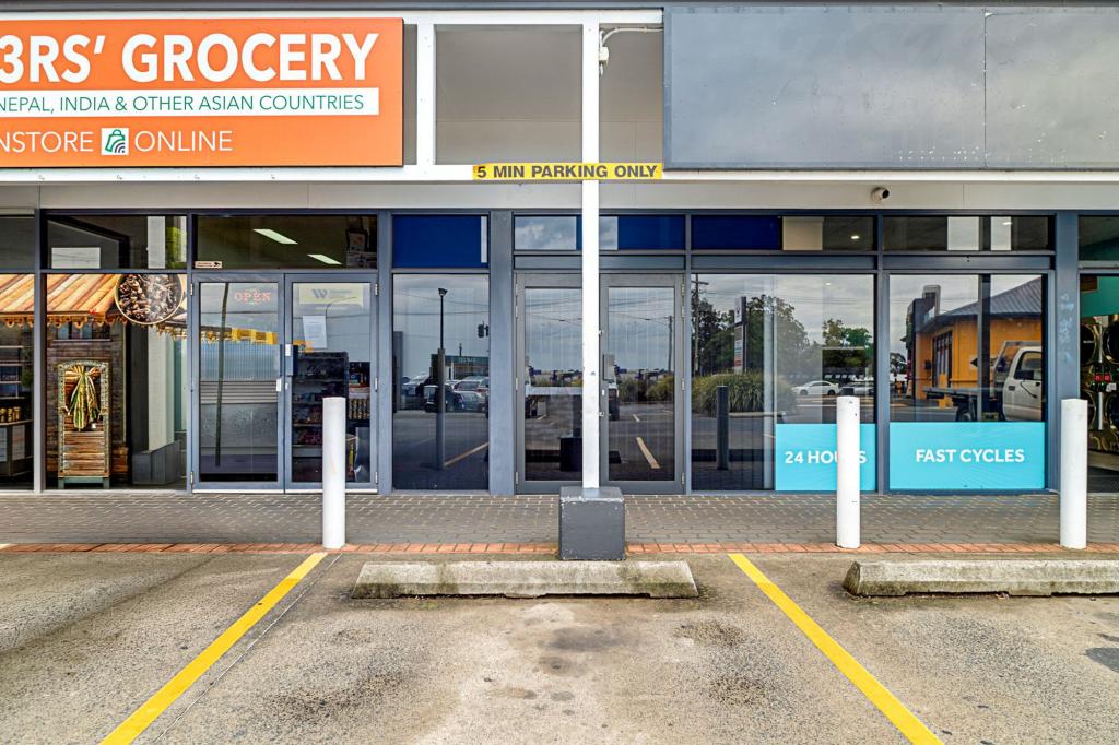 Shop 5/131 Anzac Ave, Newtown, QLD 4350