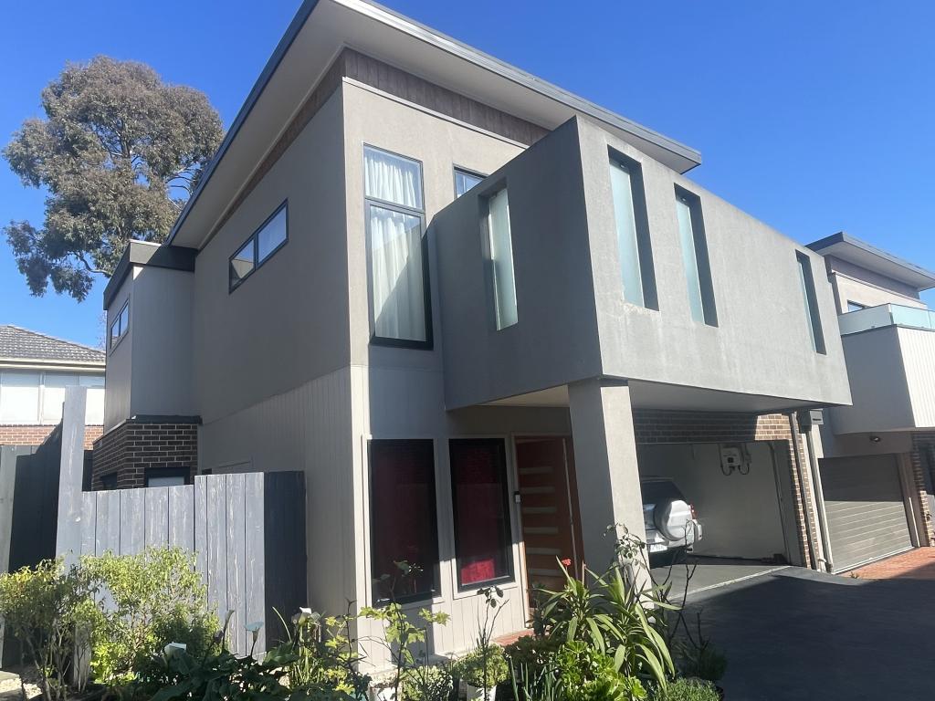 2 Theodore Cl, Kilsyth, VIC 3137