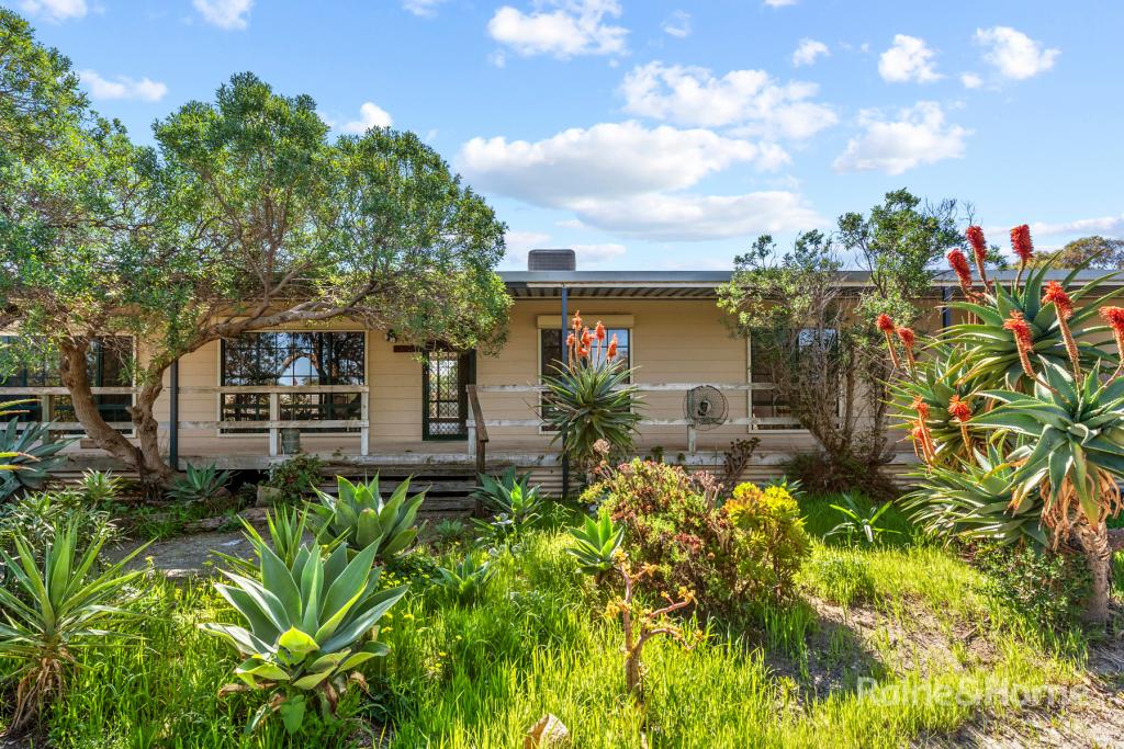 71 THE ESPLANADE, THOMPSON BEACH, SA 5501