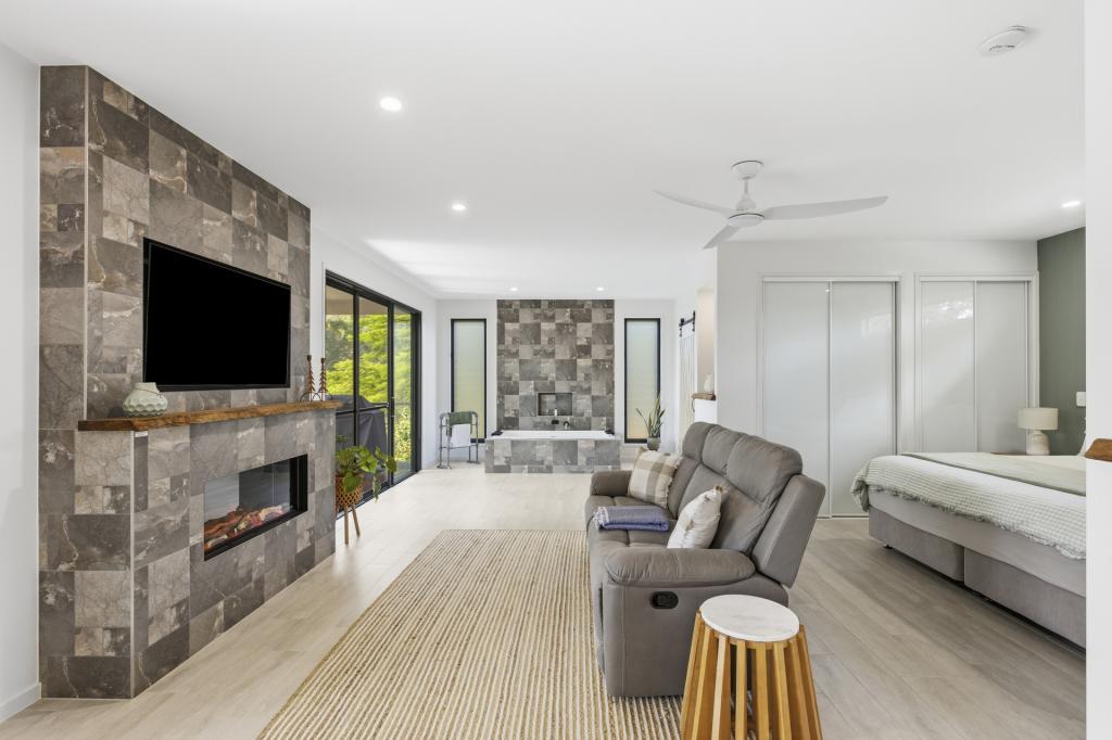 105 Wyuna Dr, Glastonbury, QLD 4570