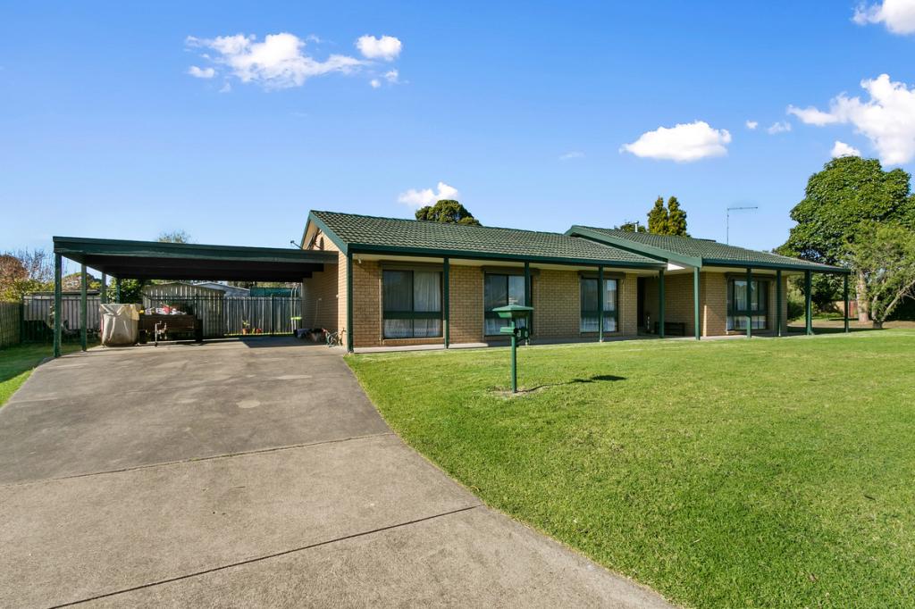 1 IVY CT, SALE, VIC 3850