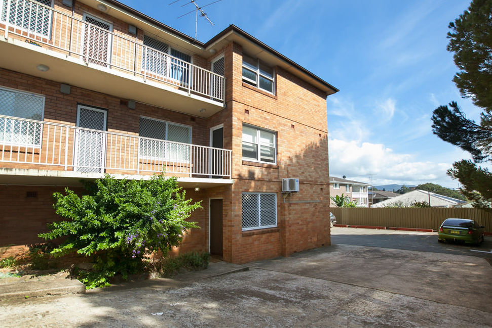 1/40A BRIDGE ST, CONISTON, NSW 2500