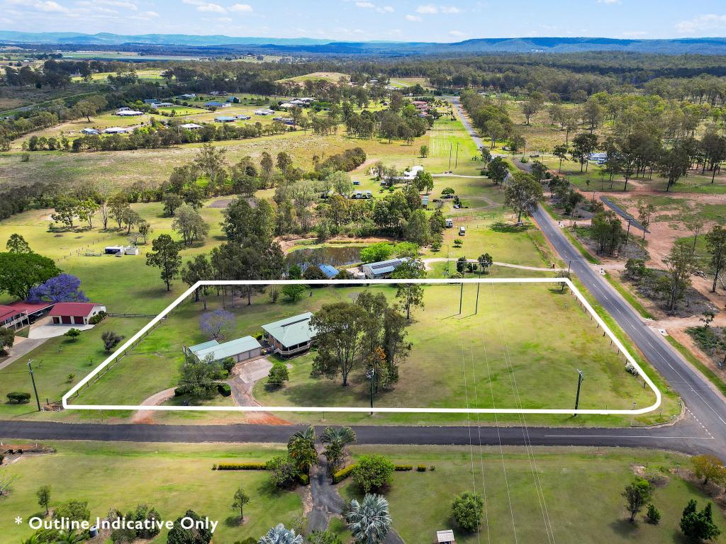 12 DEROYDON CT, ADARE, QLD 4343