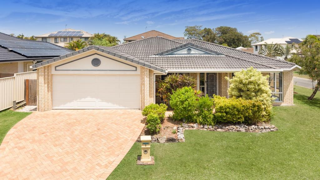 2 HILLVIEW CRES, LITTLE MOUNTAIN, QLD 4551