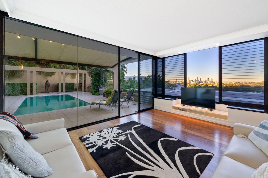 4/1 Golden Orchid Cl, Bardon, QLD 4065