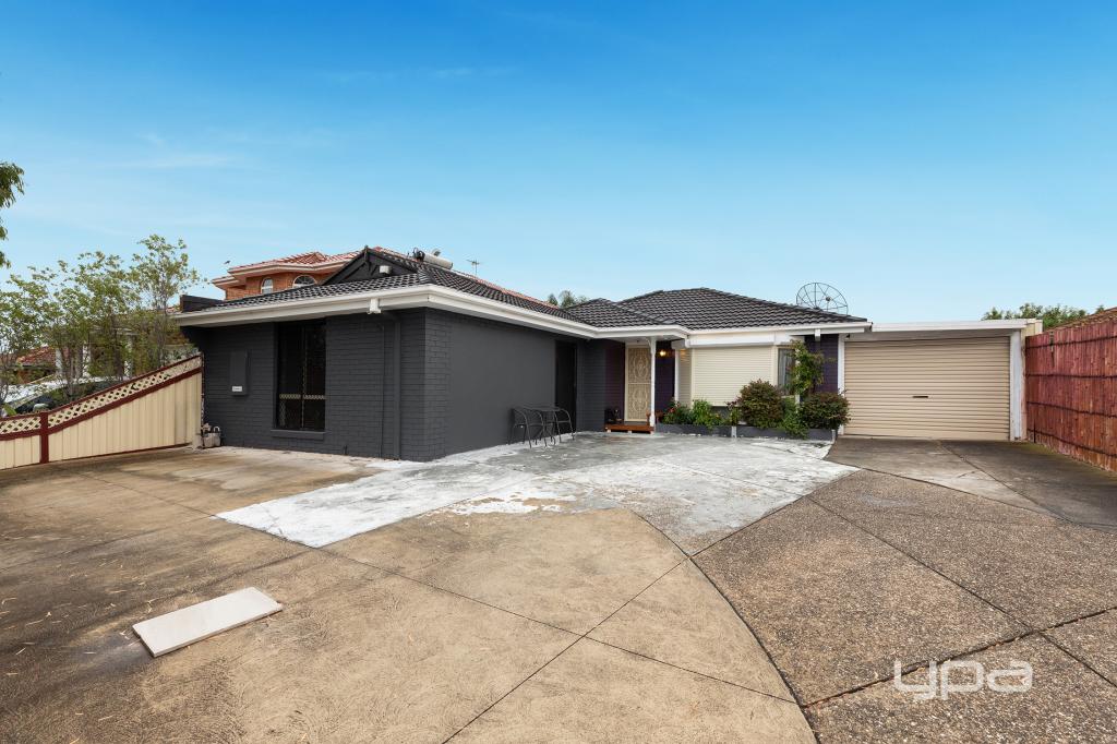 15 Cowley St, Delahey, VIC 3037