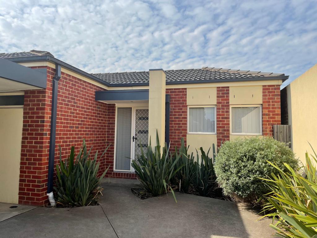 4/4 Bradshaw St, Kingsbury, VIC 3083