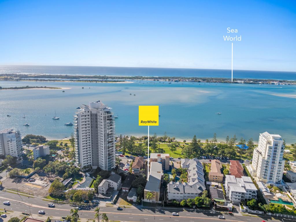 9/224 Marine Pde, Labrador, QLD 4215