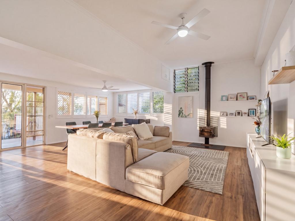 196 West Burleigh Rd, Burleigh Heads, QLD 4220