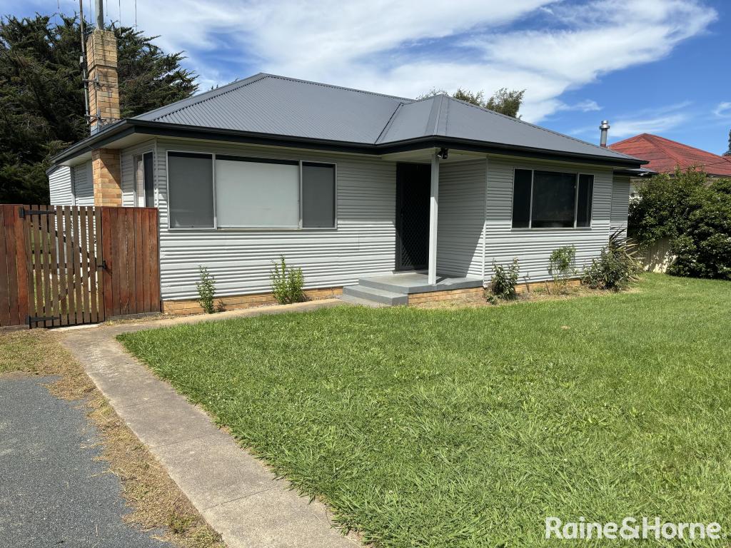 102 Wade St, Crookwell, NSW 2583