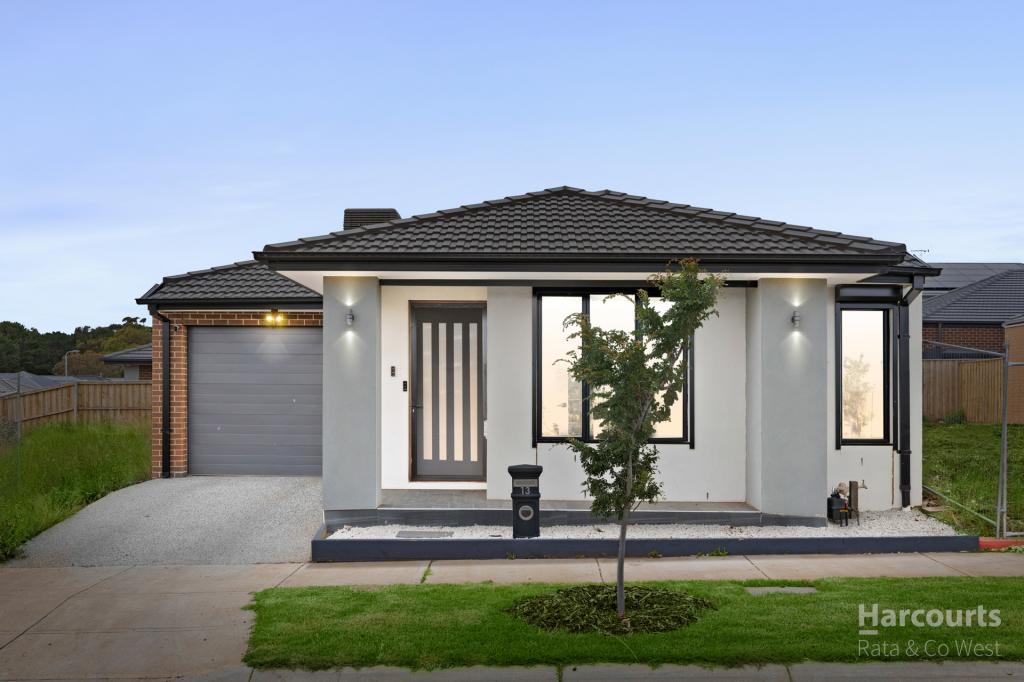 13 Koora Dr, Sunbury, VIC 3429