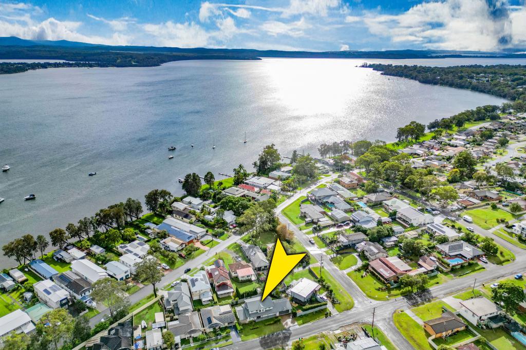 11 REGENT ST, BONNELLS BAY, NSW 2264