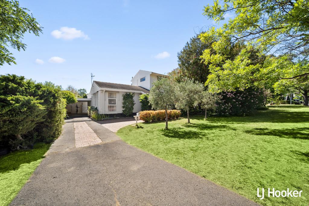 4 Randell St, Dickson, ACT 2602