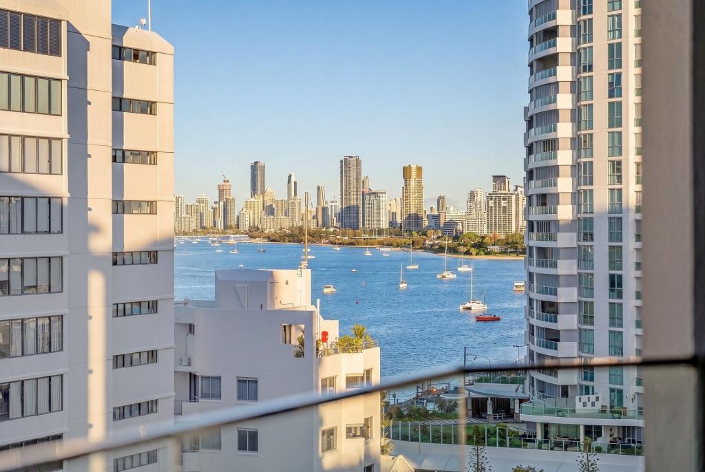 1003/41 Labrador St, Labrador, QLD 4215
