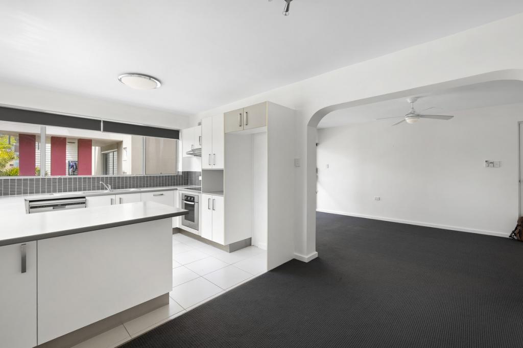 4/14 Maloja Ave, Caloundra, QLD 4551