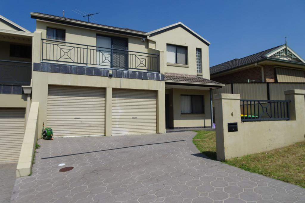 4 Fewtrell Ave, Revesby Heights, NSW 2212