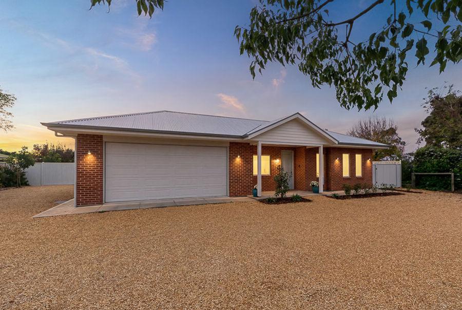 36c Lookout Dr, Murray Bridge East, SA 5253