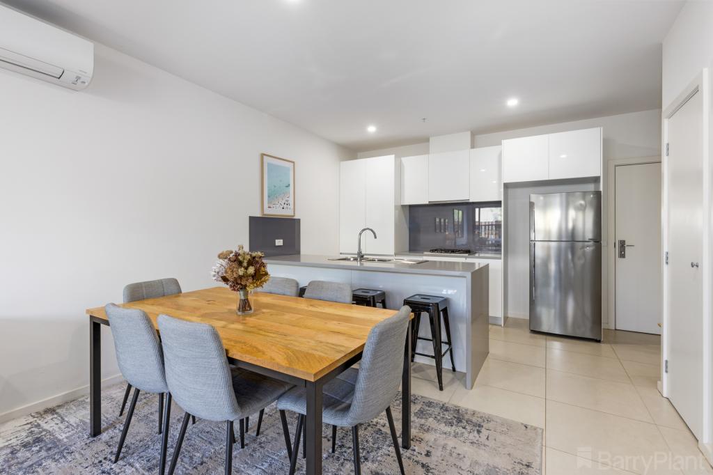 202/21 Bourke St, Ringwood, VIC 3134