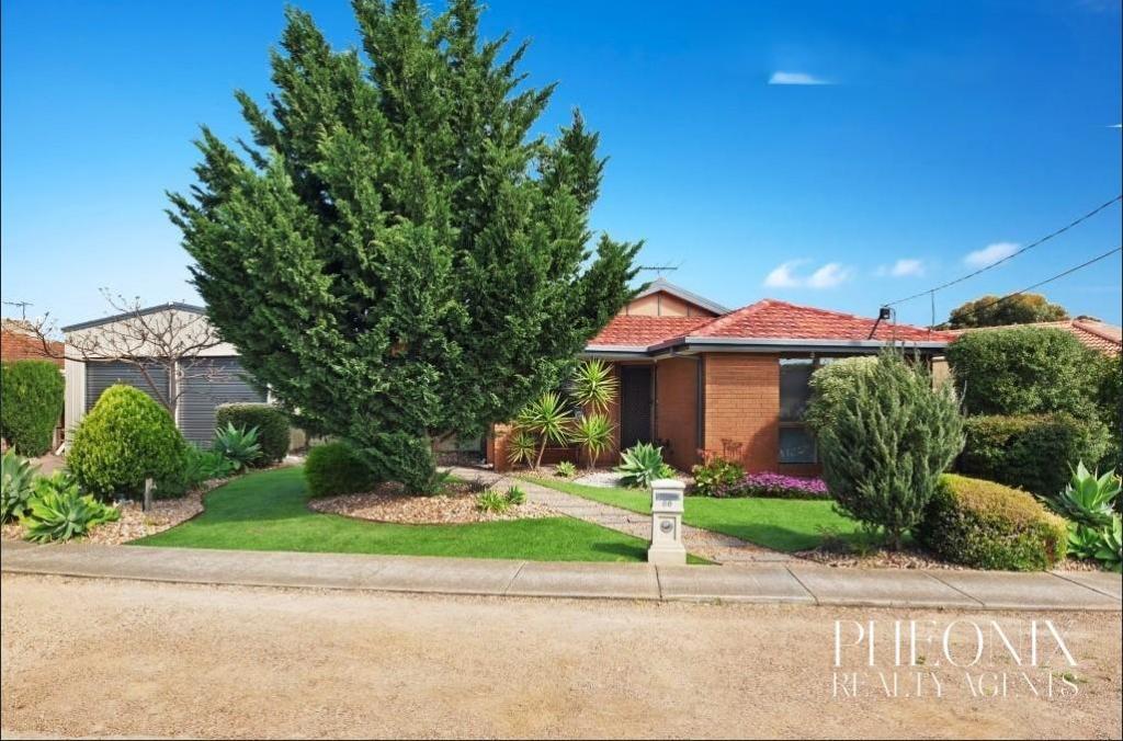 66 ILUKA DR, WERRIBEE, VIC 3030