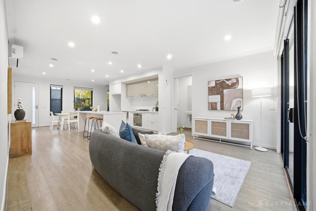 45 Quarter Cct, Springvale, VIC 3171