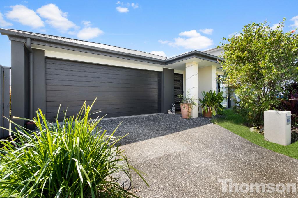 12 Buccaneer St, Newport, QLD 4020