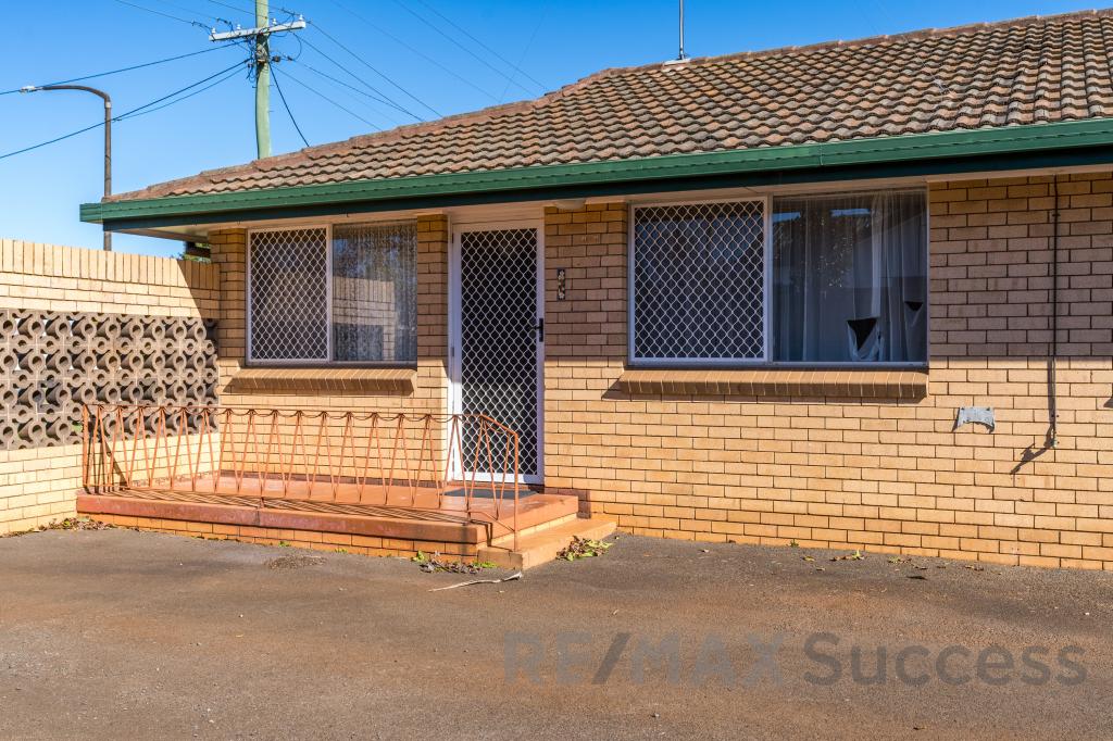 1/15 Perth St, Rangeville, QLD 4350