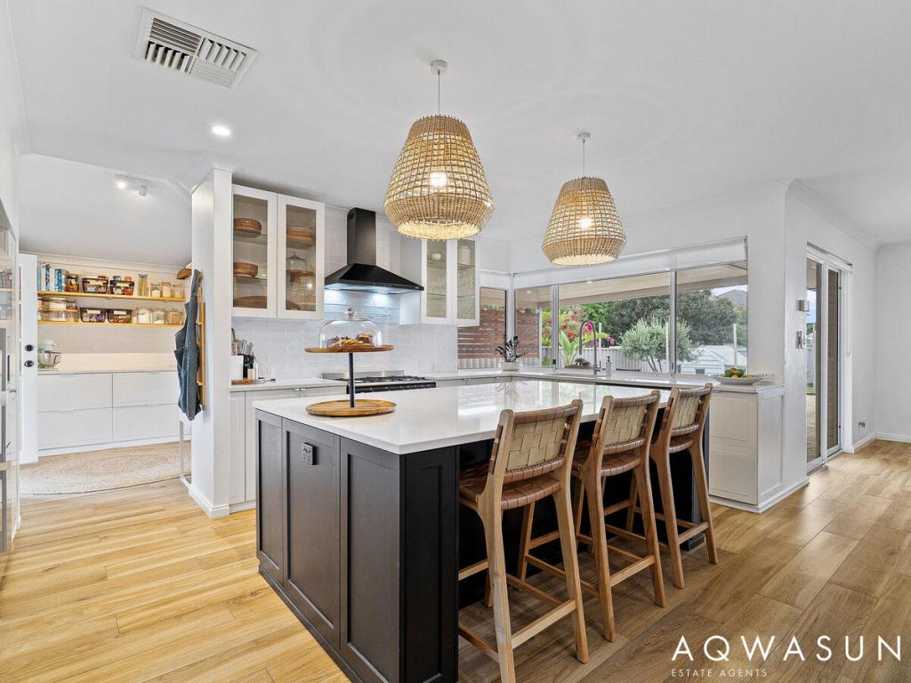 14 Erlistoun St, Golden Bay, WA 6174