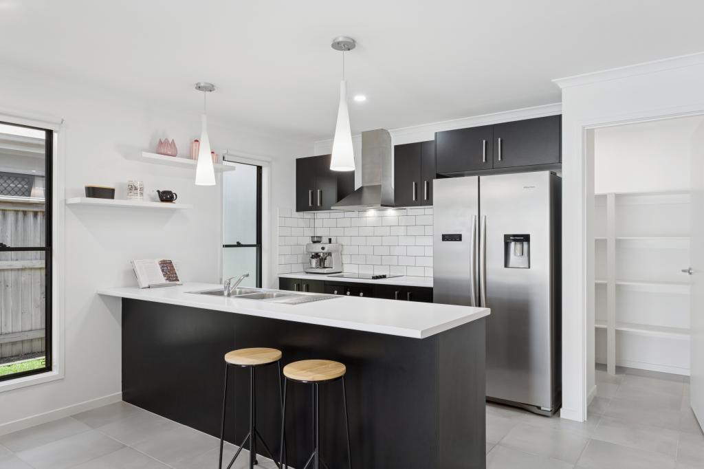 131 Adrian Cct, Nirimba, QLD 4551