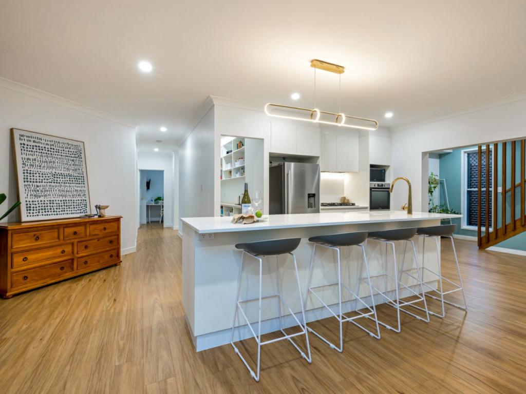 156-158 Woodward St, Edge Hill, QLD 4870