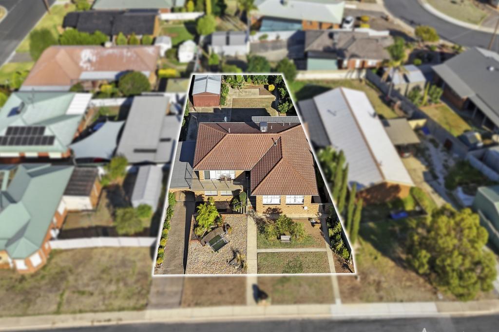 1 Ghost Gums Boulevarde, Maryborough, VIC 3465