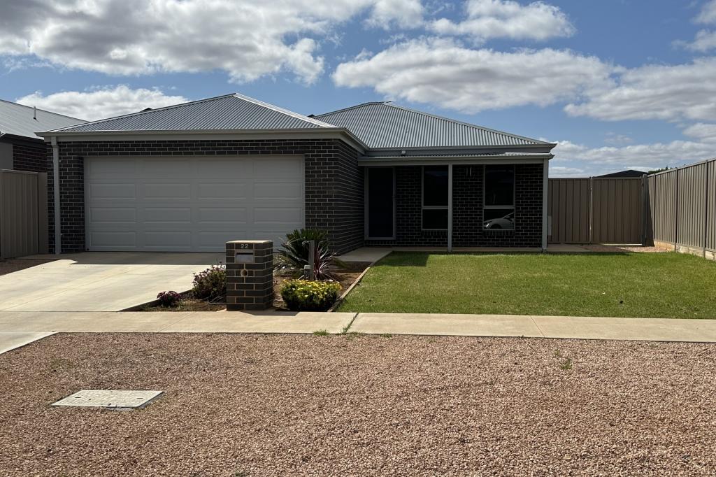 22 CENTRAL PARK DR, MILDURA, VIC 3500