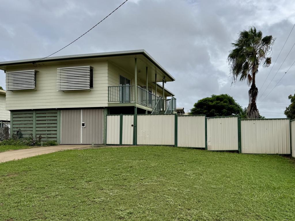 27 Cuthbert St, Moranbah, QLD 4744