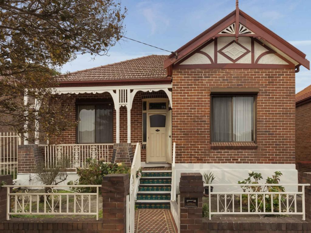 15 Kays Ave W, Dulwich Hill, NSW 2203