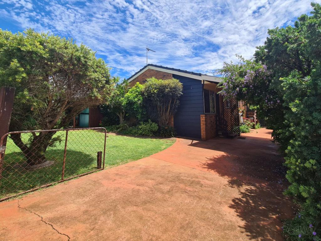 2/20 Cranley St, South Toowoomba, QLD 4350