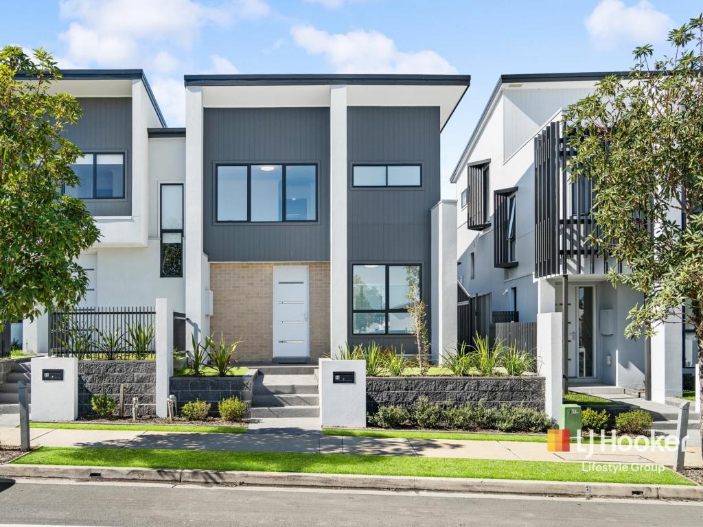 90 DRANSFIELD DR, ORAN PARK, NSW 2570