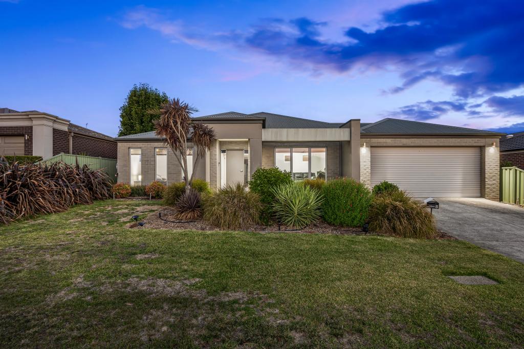 8 Baxter St, Miners Rest, VIC 3352