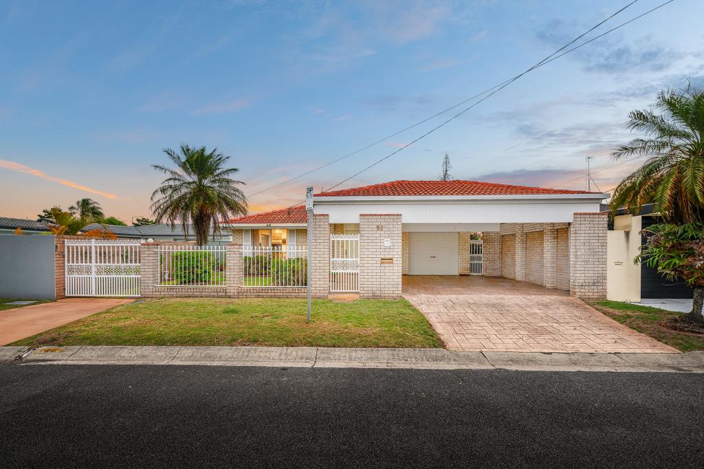 87 Vatakoula Pde, Mermaid Waters, QLD 4218