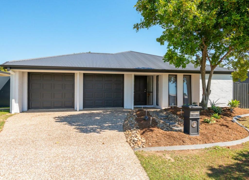 21 Tennant St, Pacific Pines, QLD 4211