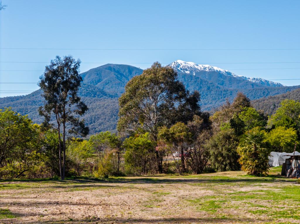 260-262 Kiewa Valley Hwy, Tawonga South, VIC 3698