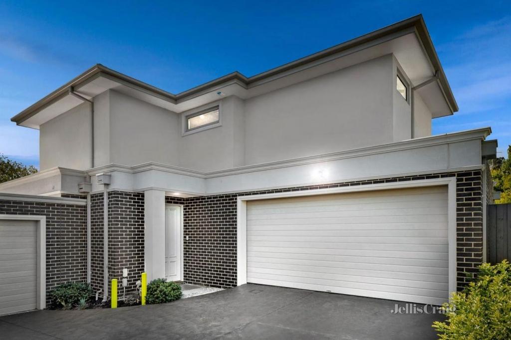 4/15 MONACO ST, DONCASTER, VIC 3108