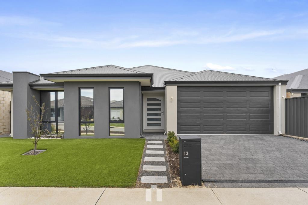 13 Bluegrass St, Treeby, WA 6164