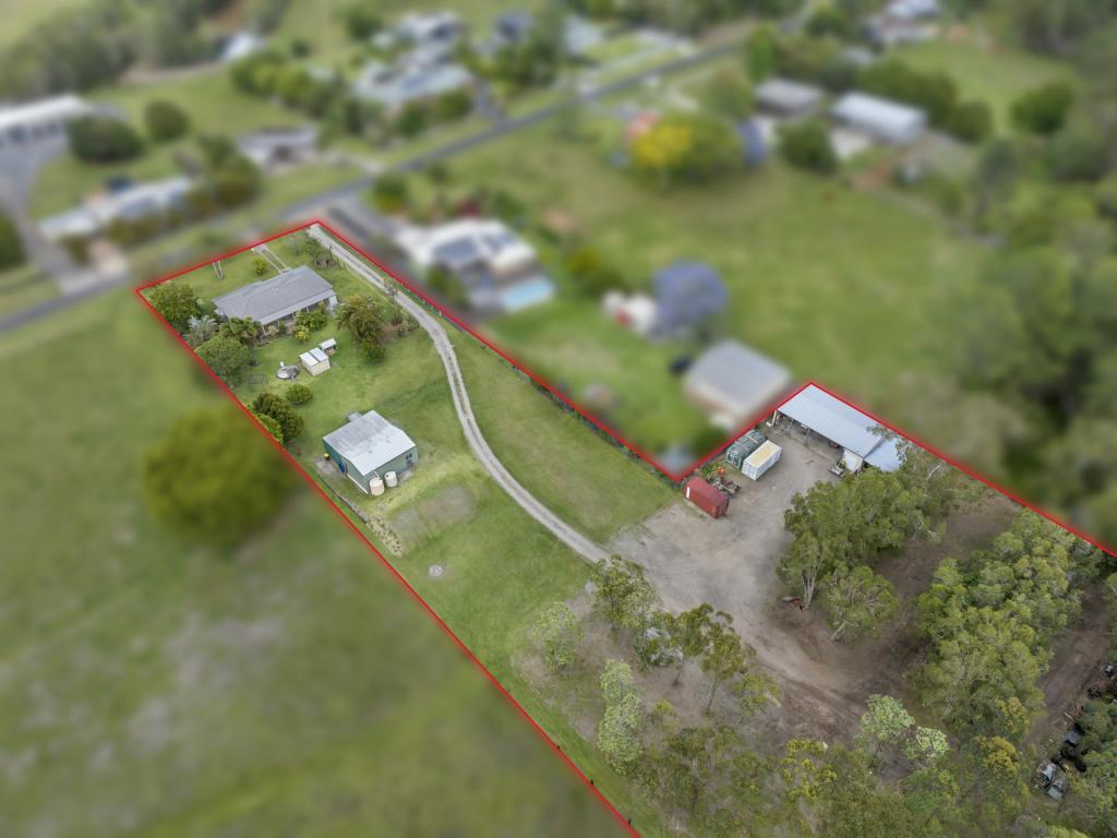 35 Peters Rd, Glass House Mountains, QLD 4518